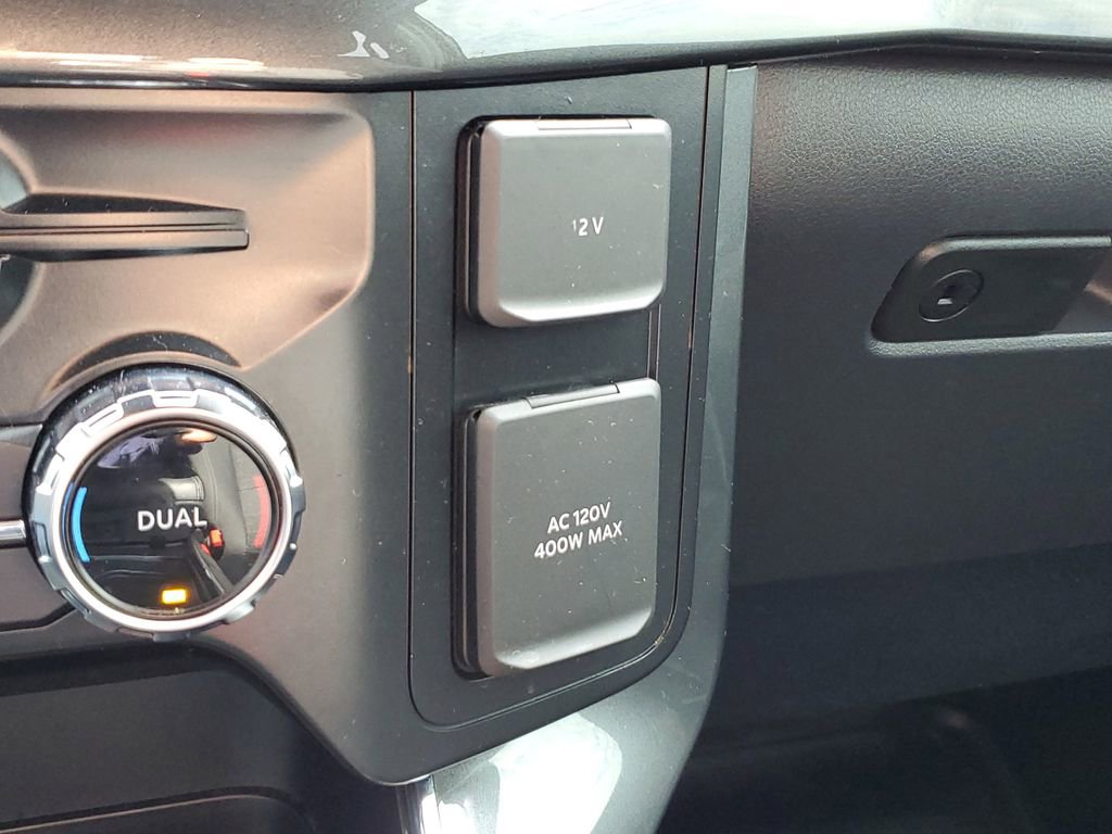 Used 2022 Ford F150 XLT w/ Equipment Group 302A High image 26