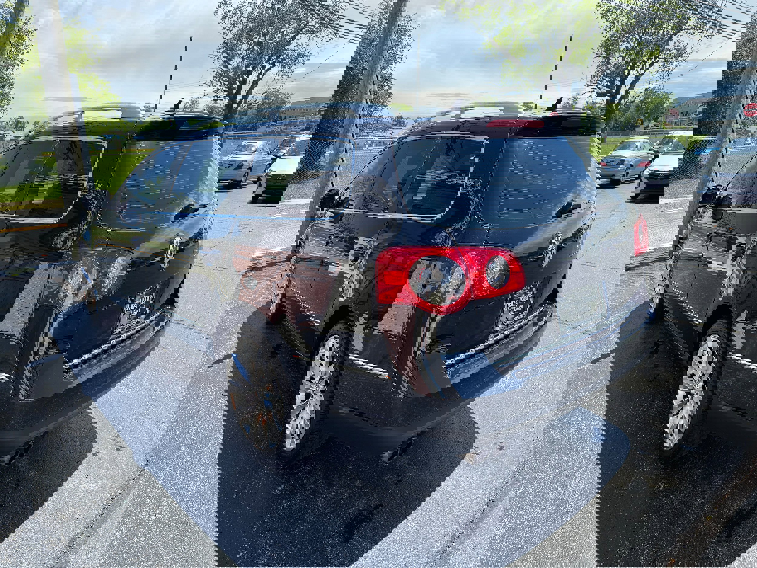 Used 2010 Volkswagen Passat Komfort image 4