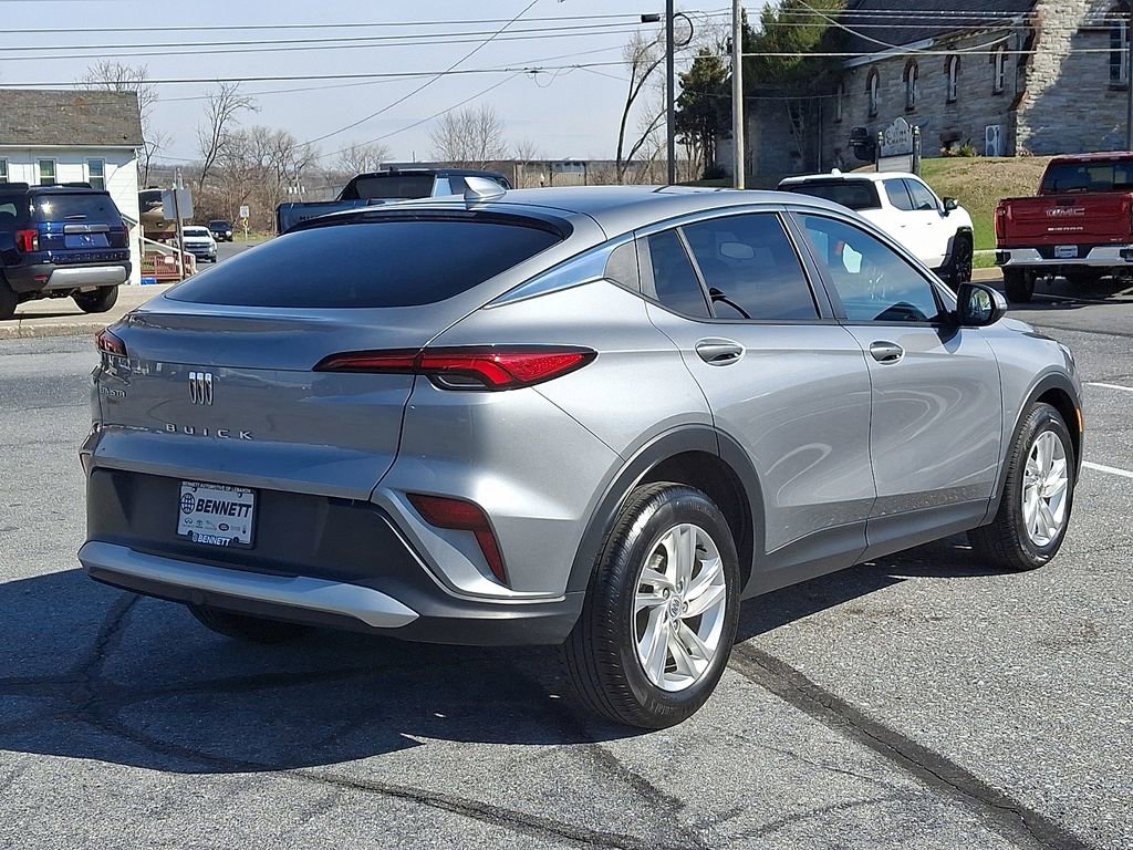 Used 2024 Buick Envista Preferred w/ Convenience I Package image 6