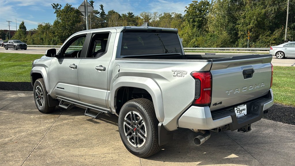 New 2026 Toyota Tacoma TRD Sport AWD/4WD image 4