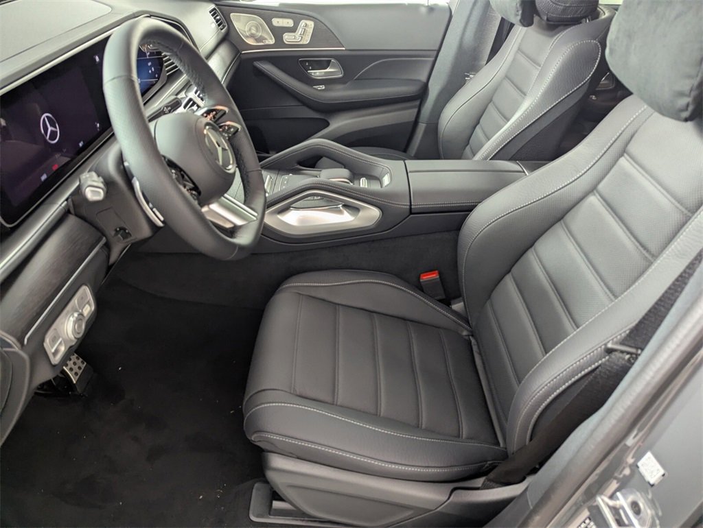 New 2026 Mercedes-Benz GLS 450 4MATIC image 6