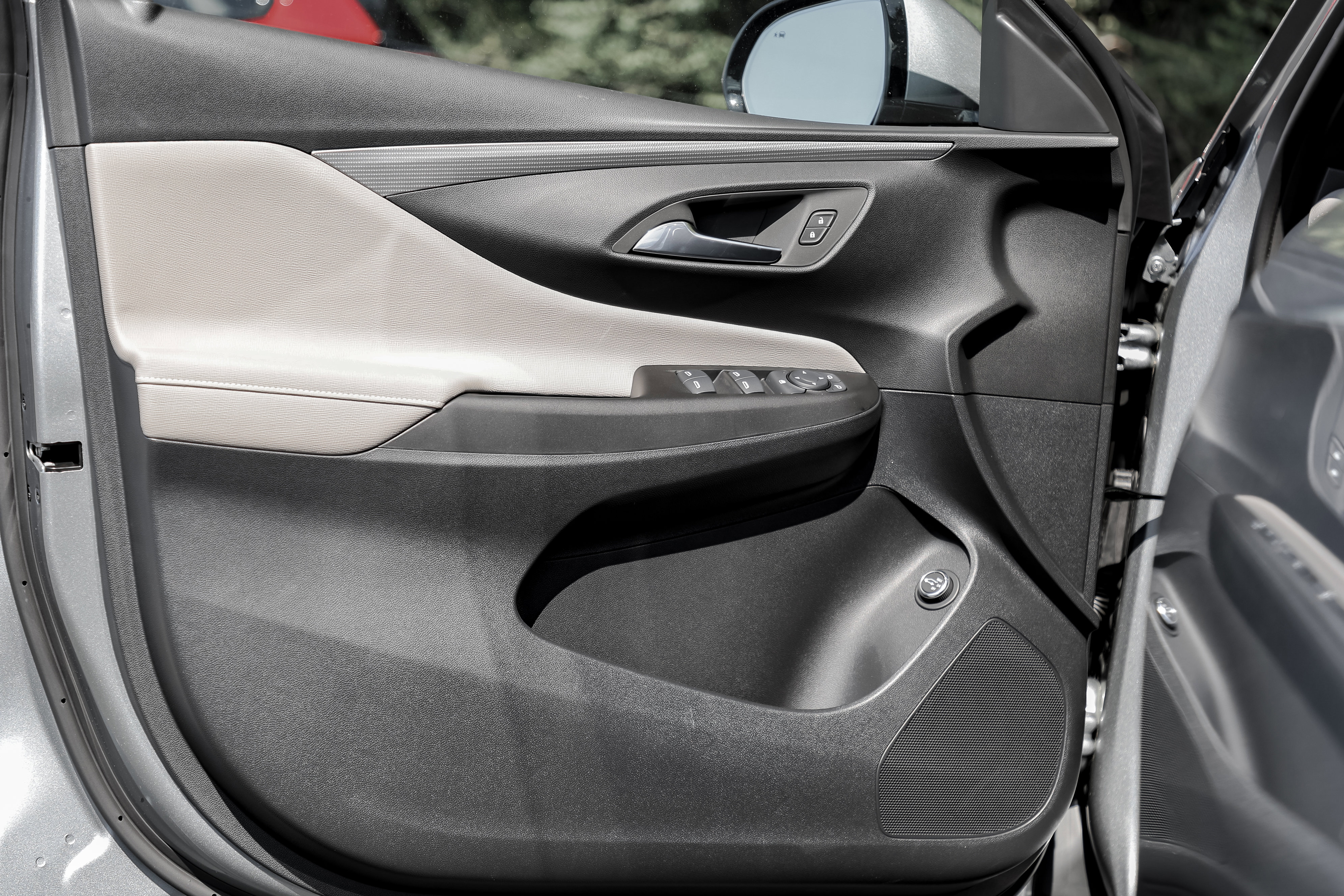 New 2025 Buick Envista Avenir image 12