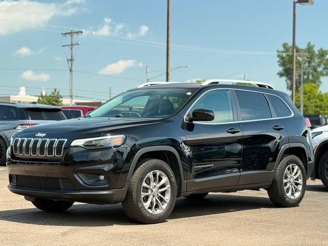 Used 2019 Jeep Cherokee Latitude Plus AWD/4WD image 37