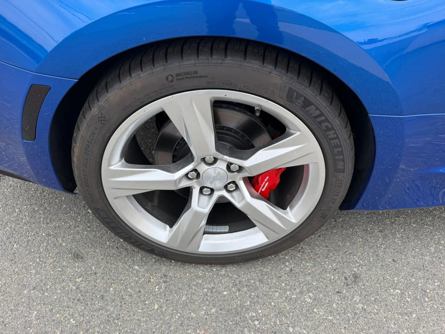 Used 2018 Chevrolet Camaro SS RWD image 32