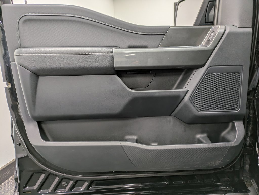 Used 2022 Ford F150 XLT w/ Equipment Group 302A High image 8