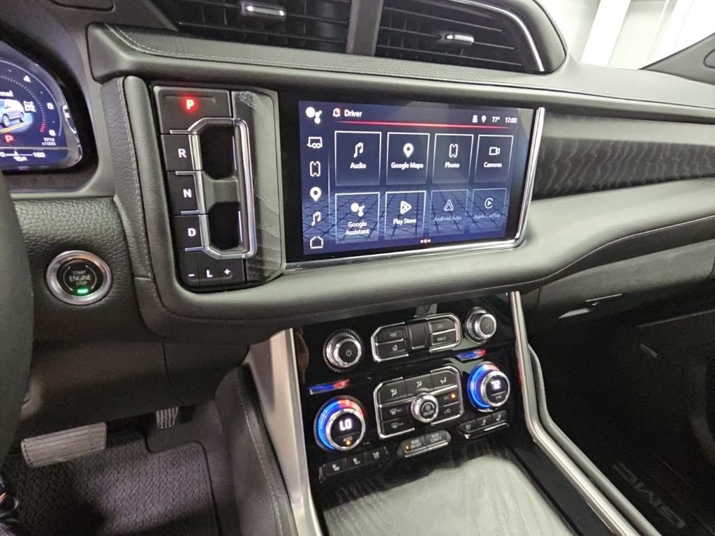 Used 2023 GMC Yukon XL Denali AWD/4WD image 13