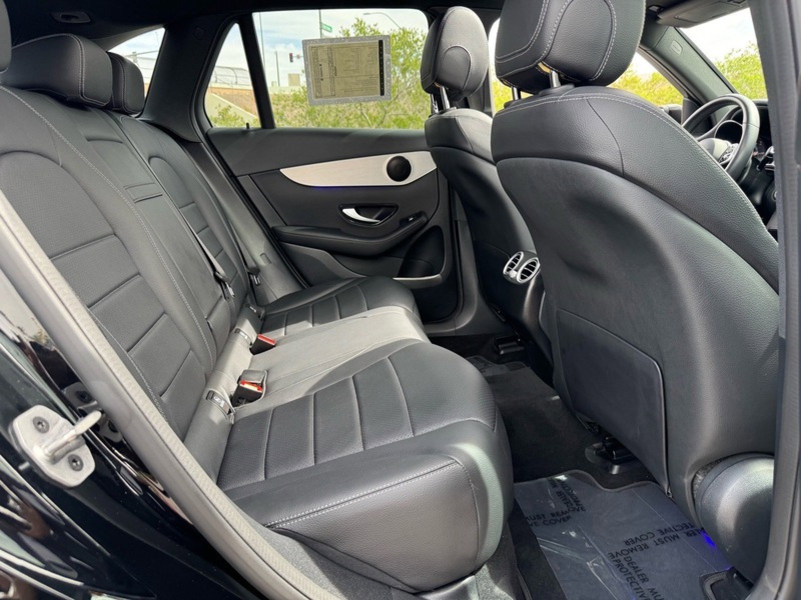 Certified 2022 Mercedes-Benz GLC 300 image 23