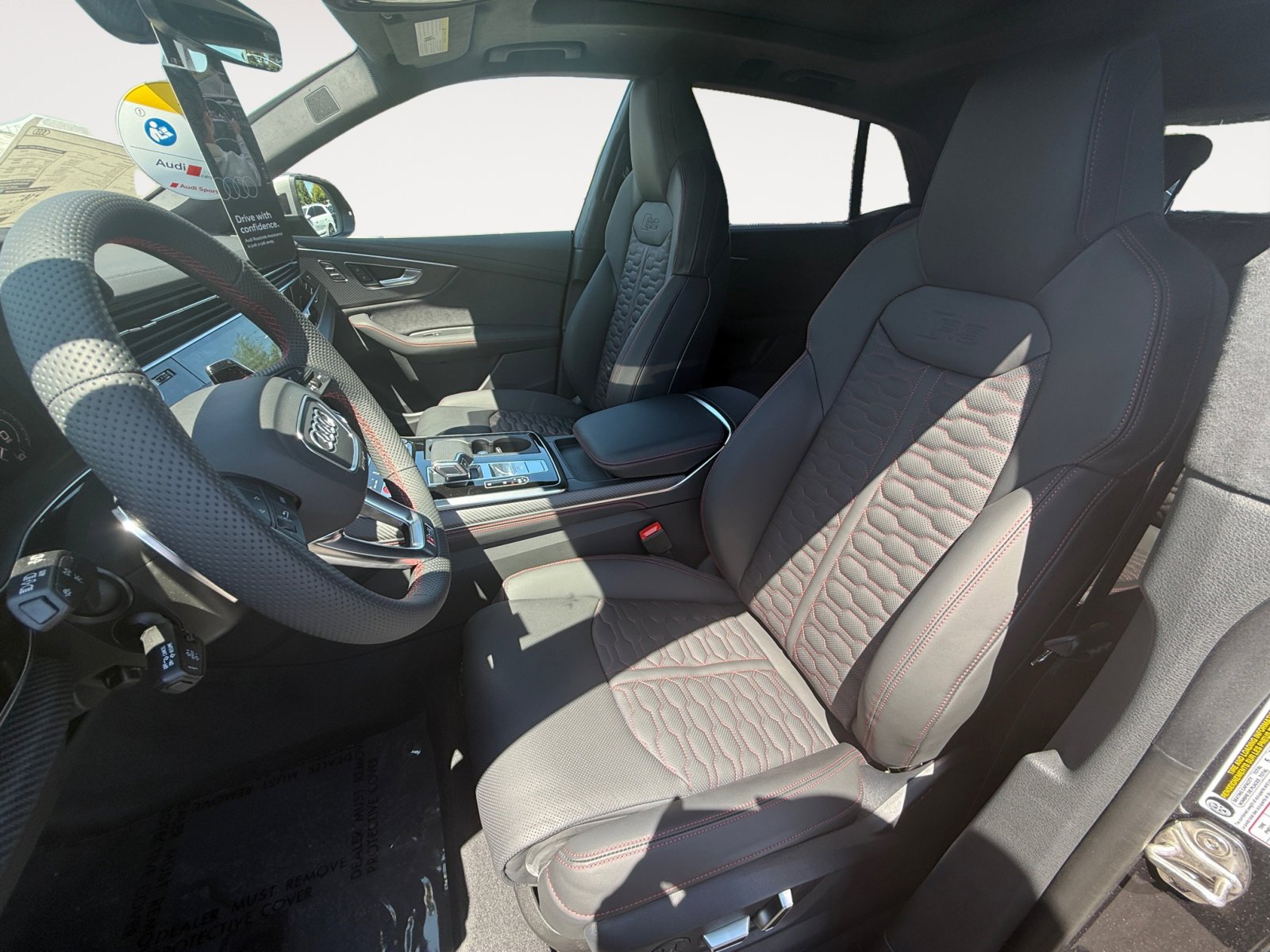 New 2025 Audi RS Q8 performance image 10