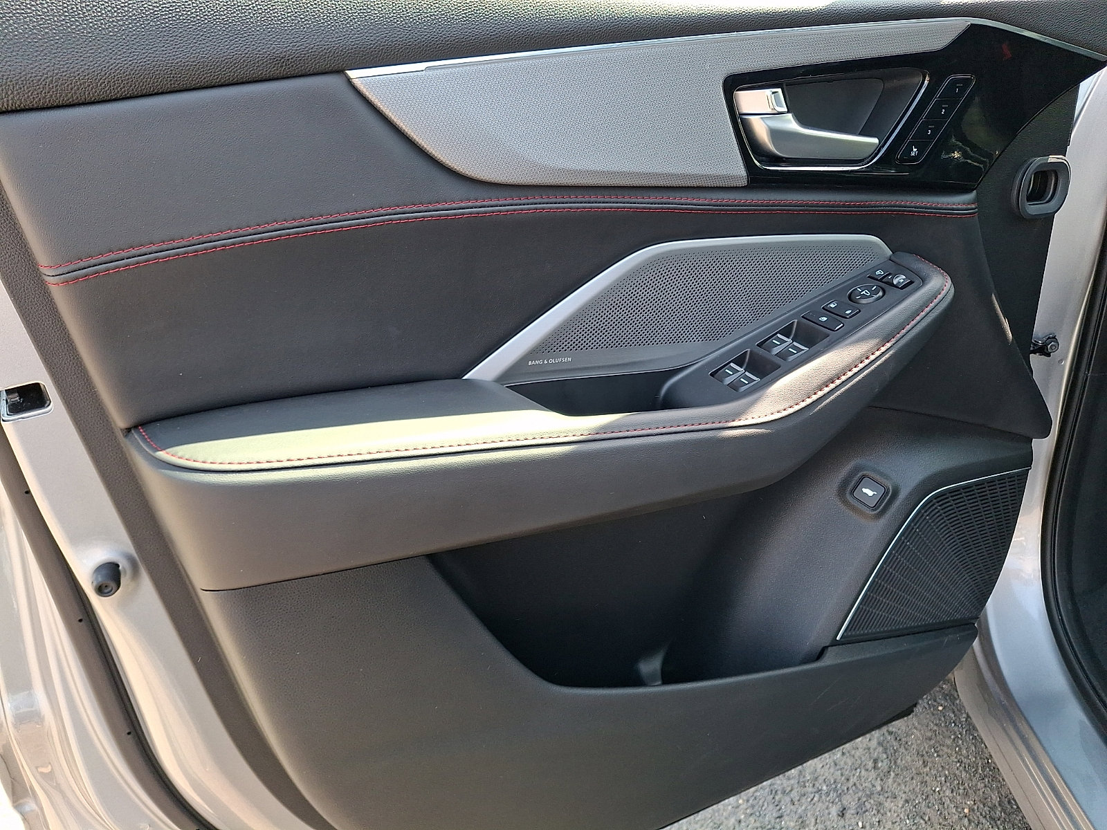 Certified 2025 Acura MDX A-Spec image 12