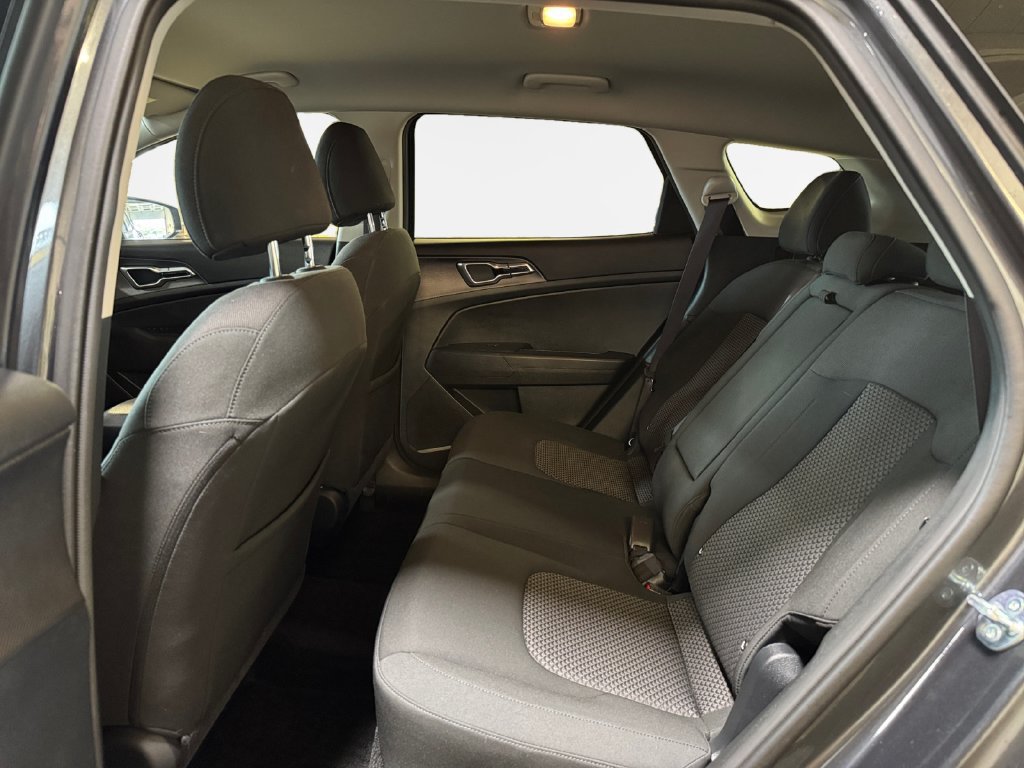 Certified 2023 Kia Sportage LX AWD/4WD image 24