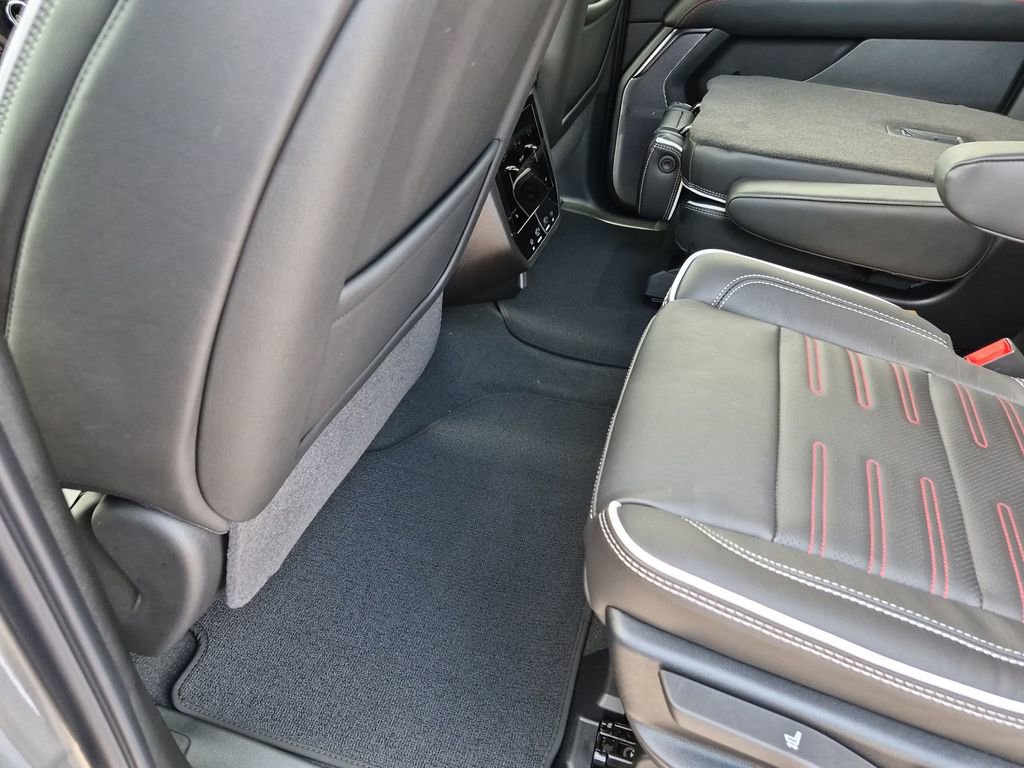 New 2026 GMC Yukon XL AT4 Ultimate AWD/4WD image 40