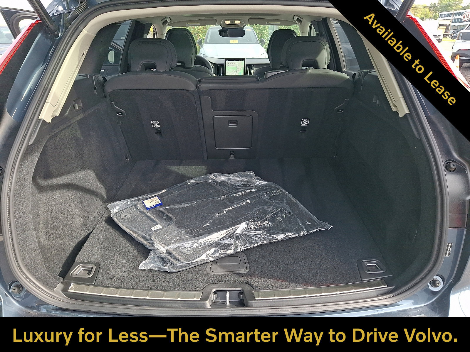 Certified 2026 Volvo XC60 B5 Plus w/ Protection Package Premier AWD/4WD image 28