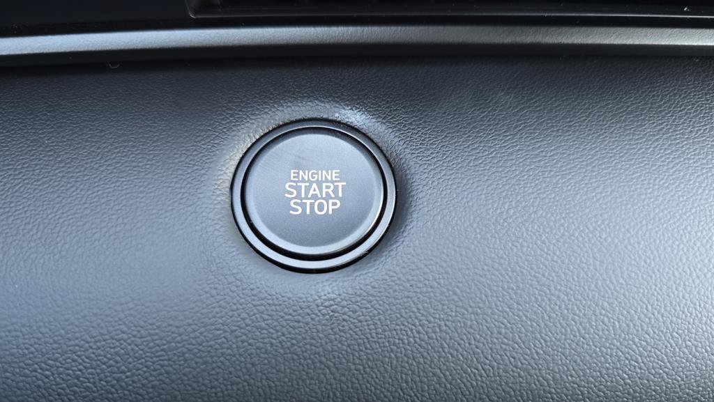New 2026 Hyundai Elantra Sport FWD image 23