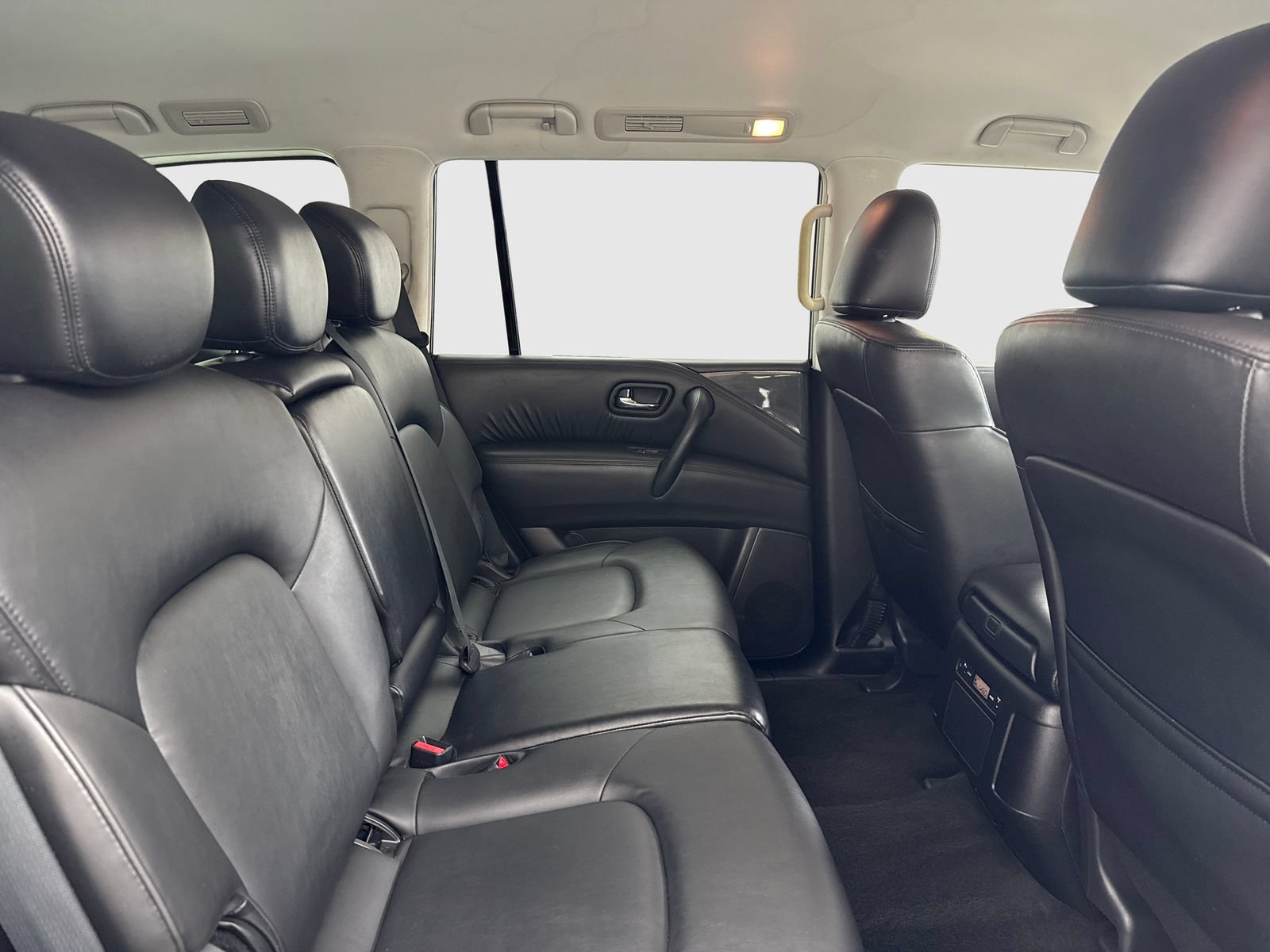 Used 2021 Nissan Armada SV RWD image 46