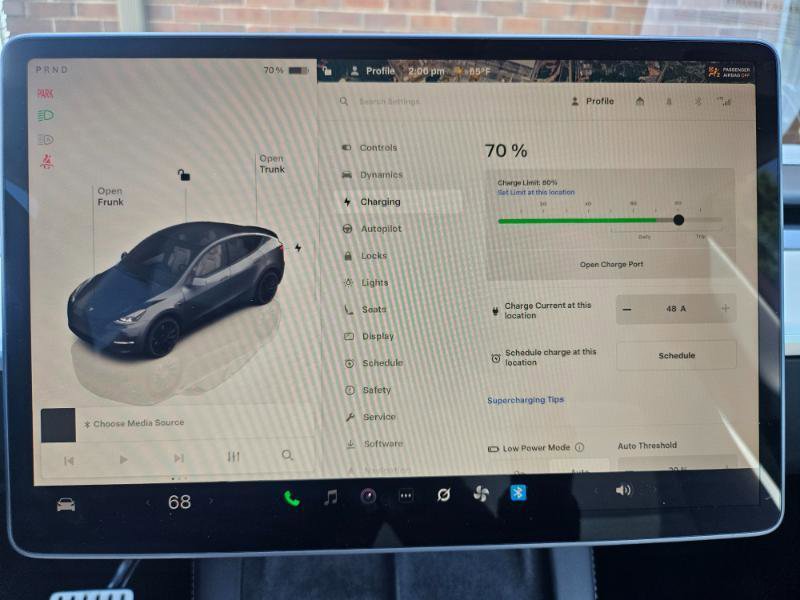 Used 2023 Tesla Model Y Performance AWD/4WD image 44