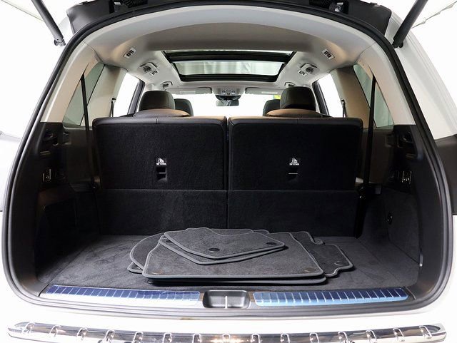 Certified 2026 Mercedes-Benz GLS 450 4MATIC image 35