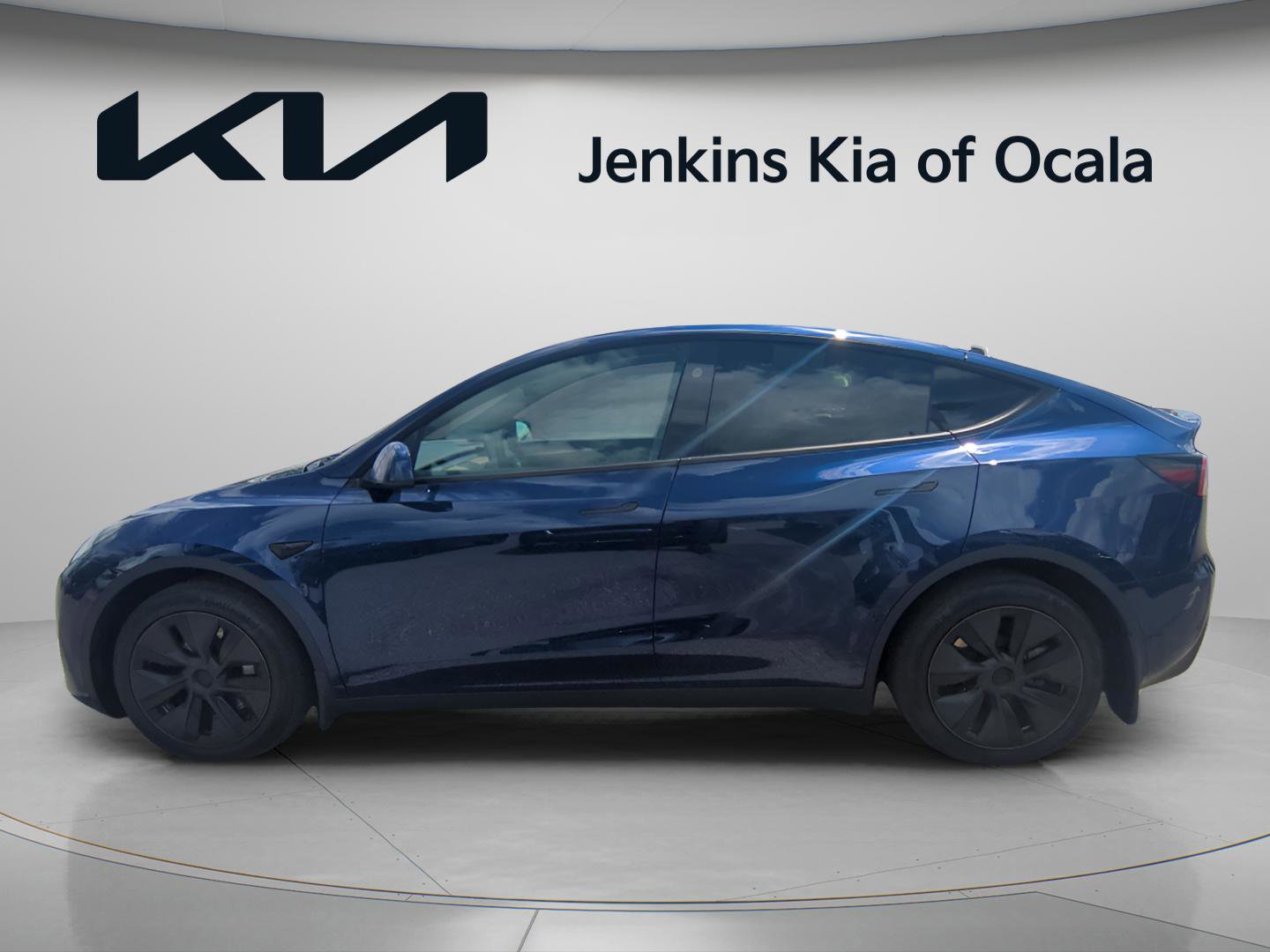 Used 2024 Tesla Model Y Long Range image 6