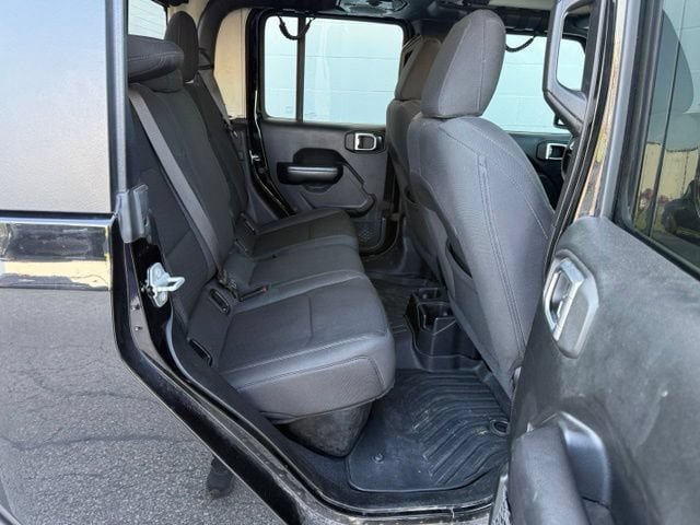 Used 2020 Jeep Gladiator Sport w/ Quick Order Package 24S AWD/4WD image 17