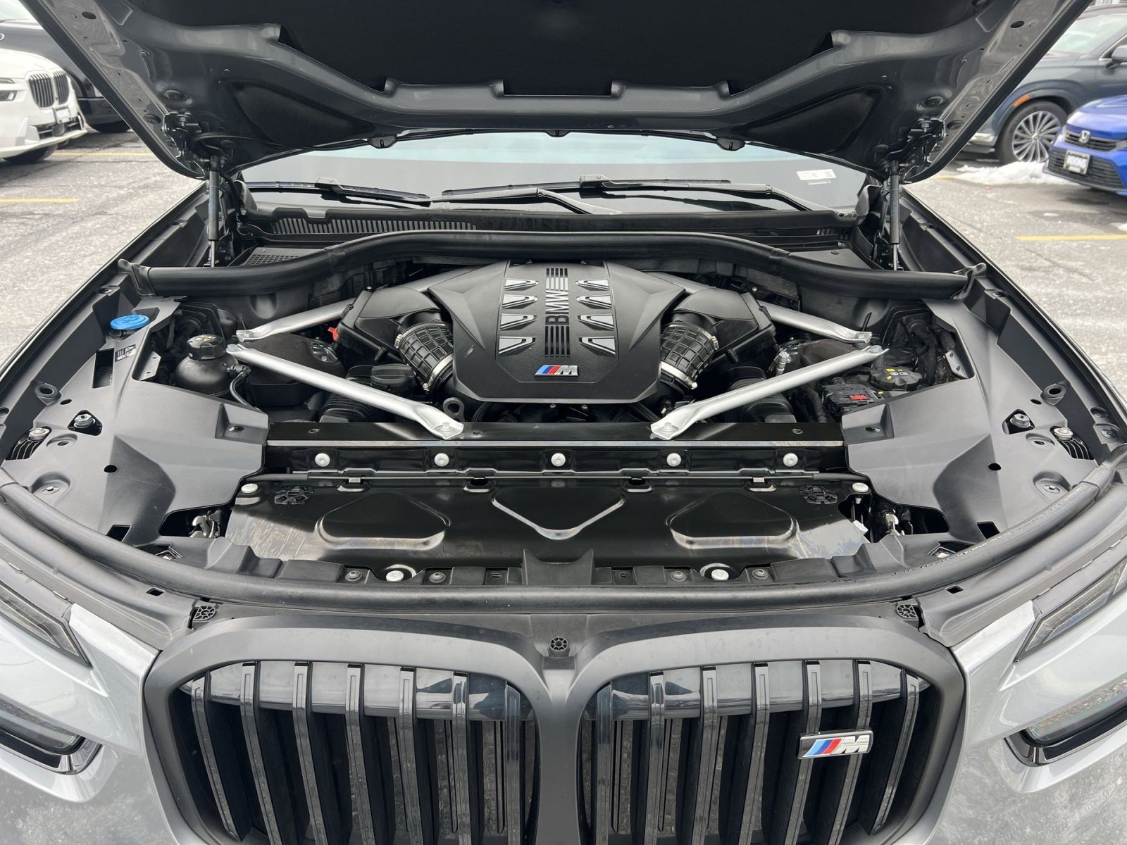 Used 2024 BMW X7 M60i w/ Executive Package image 29