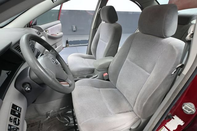 Used 2005 Toyota Corolla LE FWD image 21