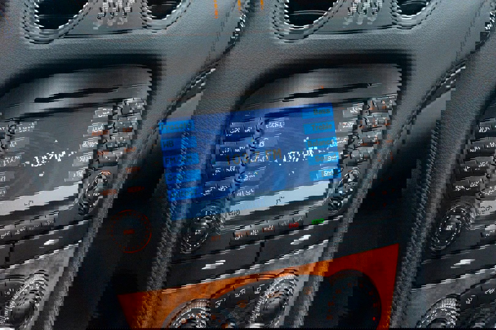 Used 2008 Mercedes-Benz SL 55 AMG image 35