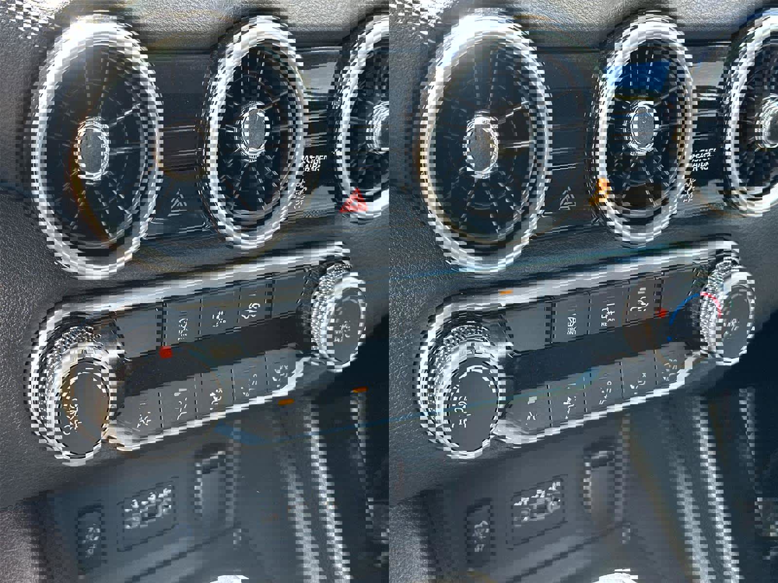 Used 2024 Nissan Sentra SV image 26