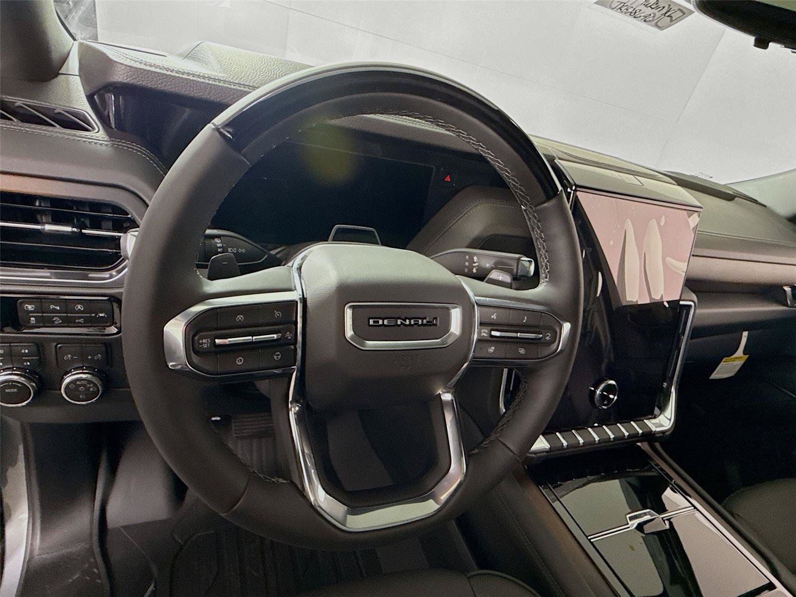 New 2026 GMC Yukon XL Denali w/ Denali Reserve Package AWD/4WD image 5