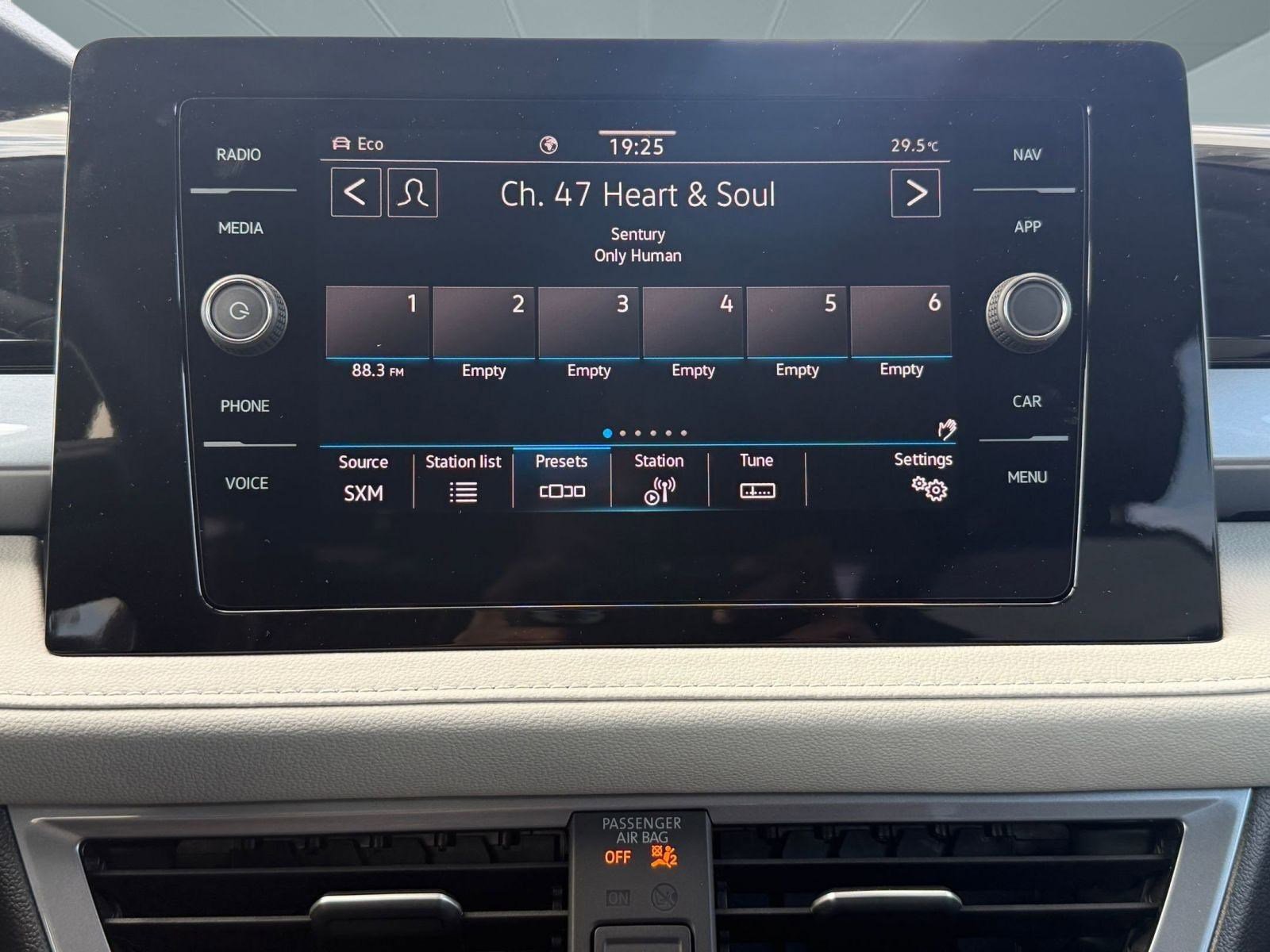 New 2026 Volkswagen Taos SEL image 22