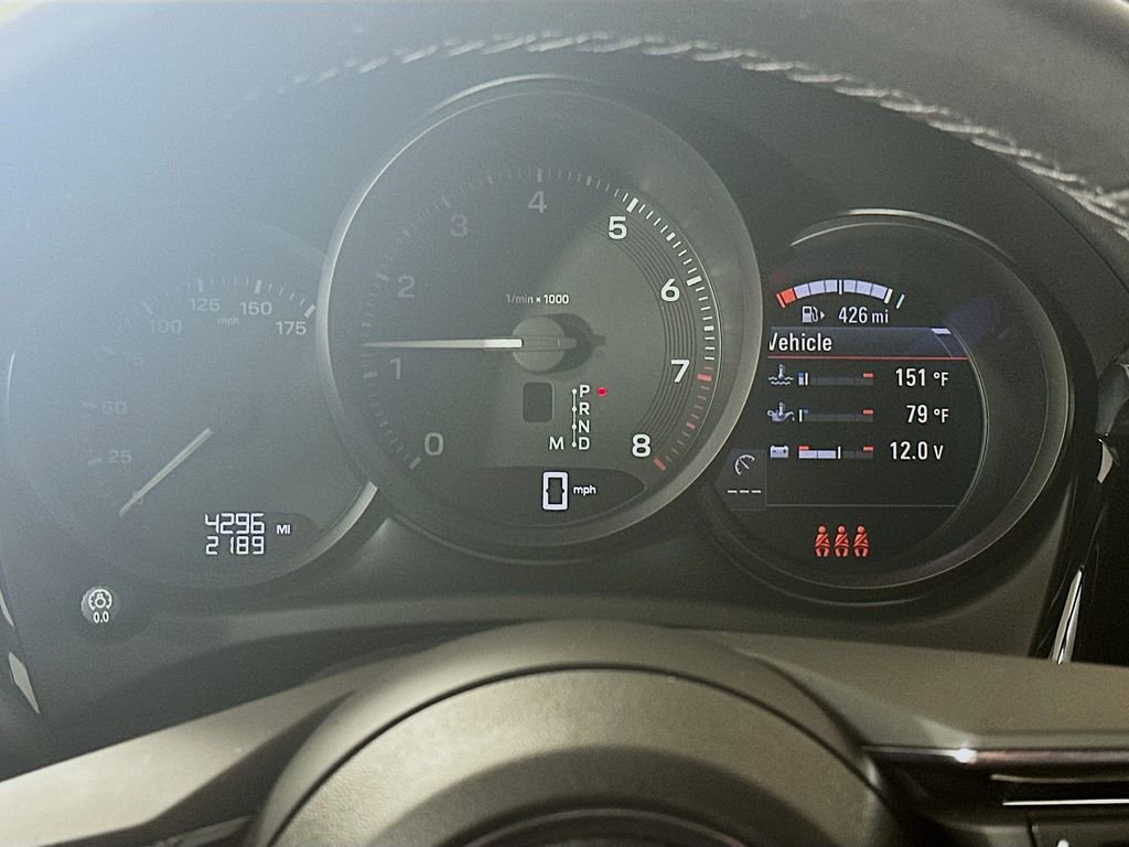 Certified 2026 Porsche Macan AWD/4WD image 13