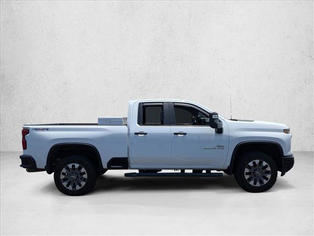 Used 2024 Chevrolet Silverado 2500 Custom w/ Custom Convenience Package AWD/4WD image 4
