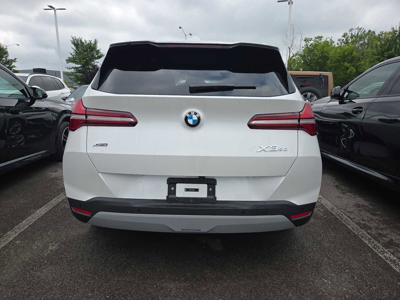 New 2025 BMW X3 xDrive30i w/ Premium Package image 13