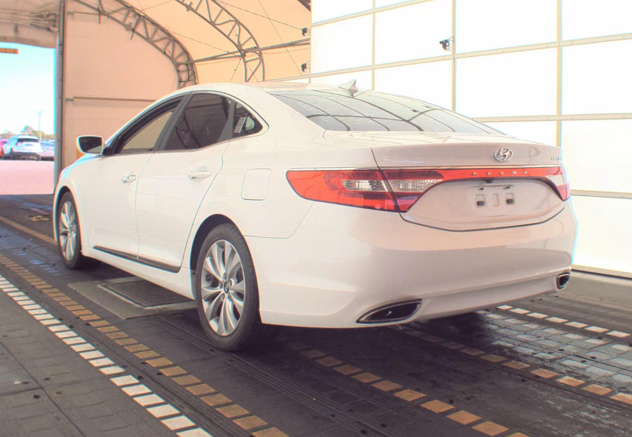 Used 2014 Hyundai Azera Limited image 2