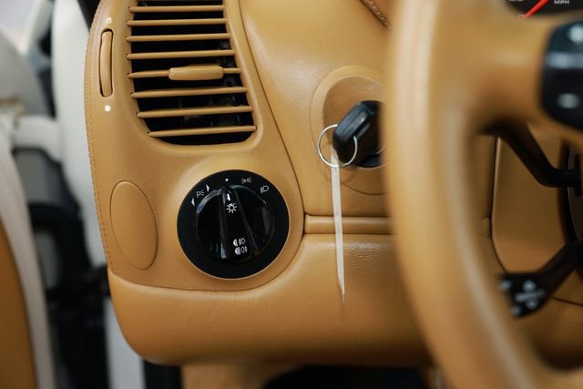 Used 2001 Porsche 911 Carrera 4 AWD/4WD image 52