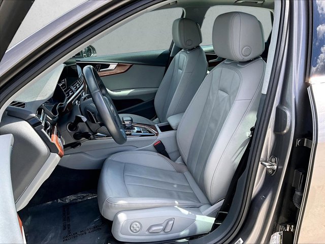 Used 2020 Audi A4 2.0T Premium w/ Convenience Package image 27