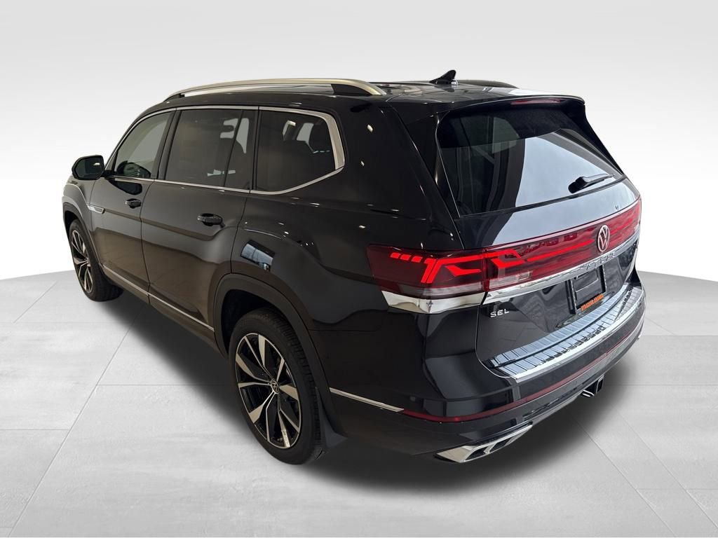 New 2026 Volkswagen Atlas SEL Premium R-Line image 3