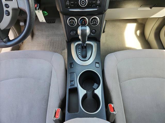 Used 2013 Nissan Rogue S AWD/4WD image 17