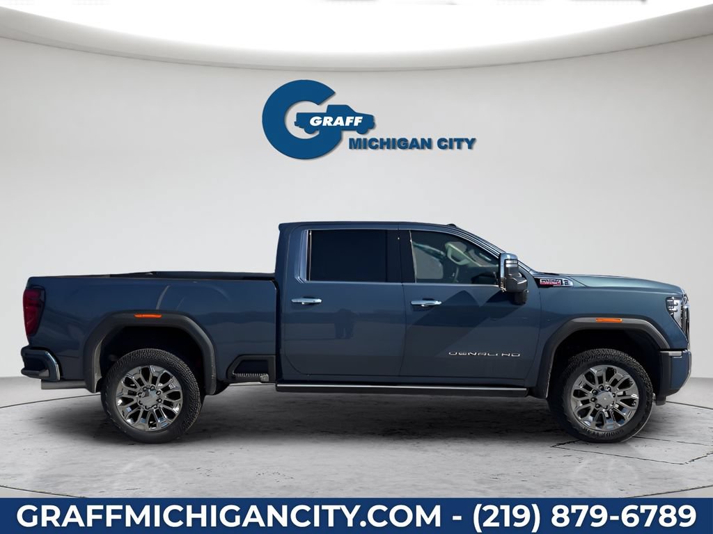New 2026 GMC Sierra 2500 Denali w/ Denali Reserve Package AWD/4WD image 4