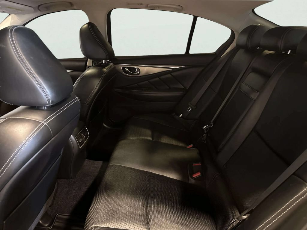 Used 2019 INFINITI Q50 Signature Edition w/ Cargo Package (L96) AWD/4WD image 17