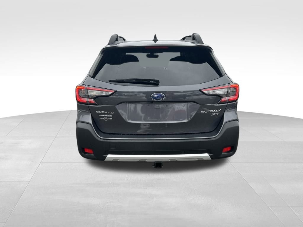 Used 2024 Subaru Outback Limited XT image 4