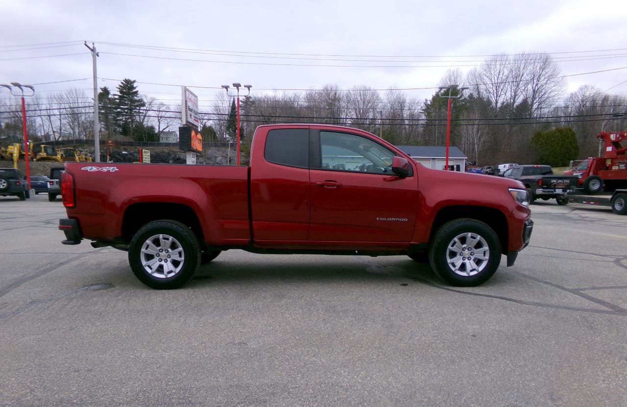 Used 2022 Chevrolet Colorado LT image 2