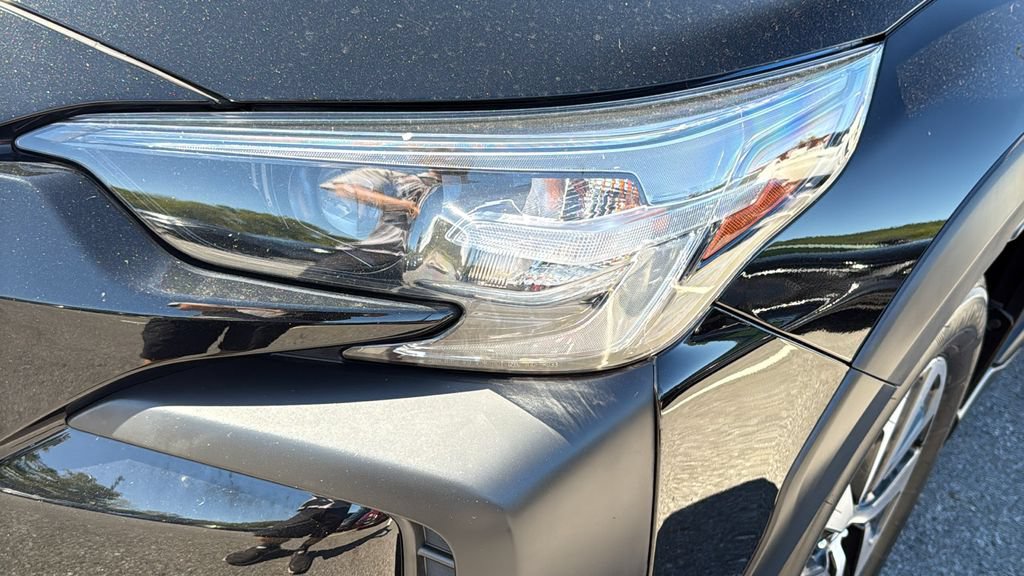 Certified 2025 Subaru Outback AWD/4WD image 7