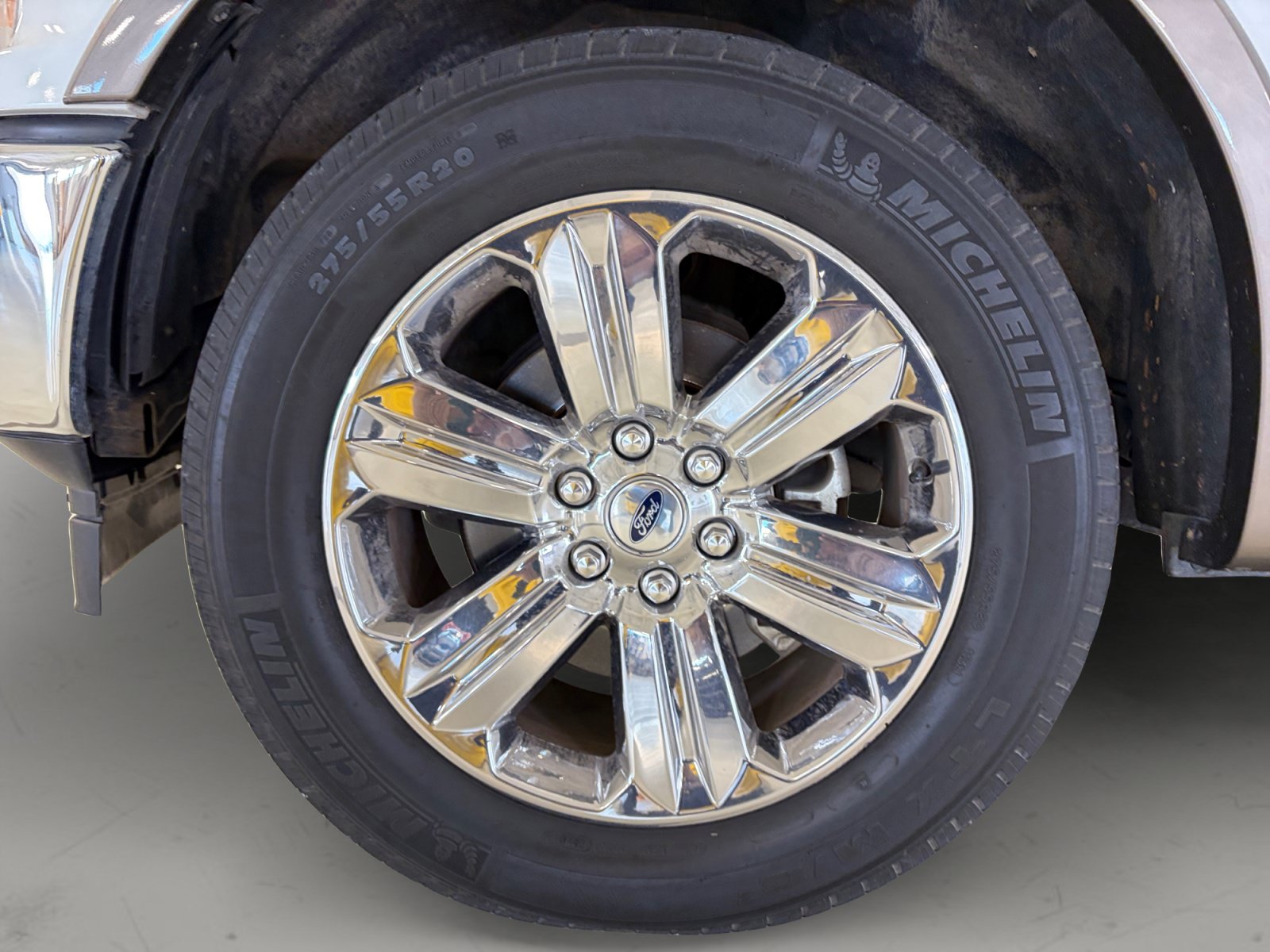 Used 2018 Ford F150 Lariat RWD image 9