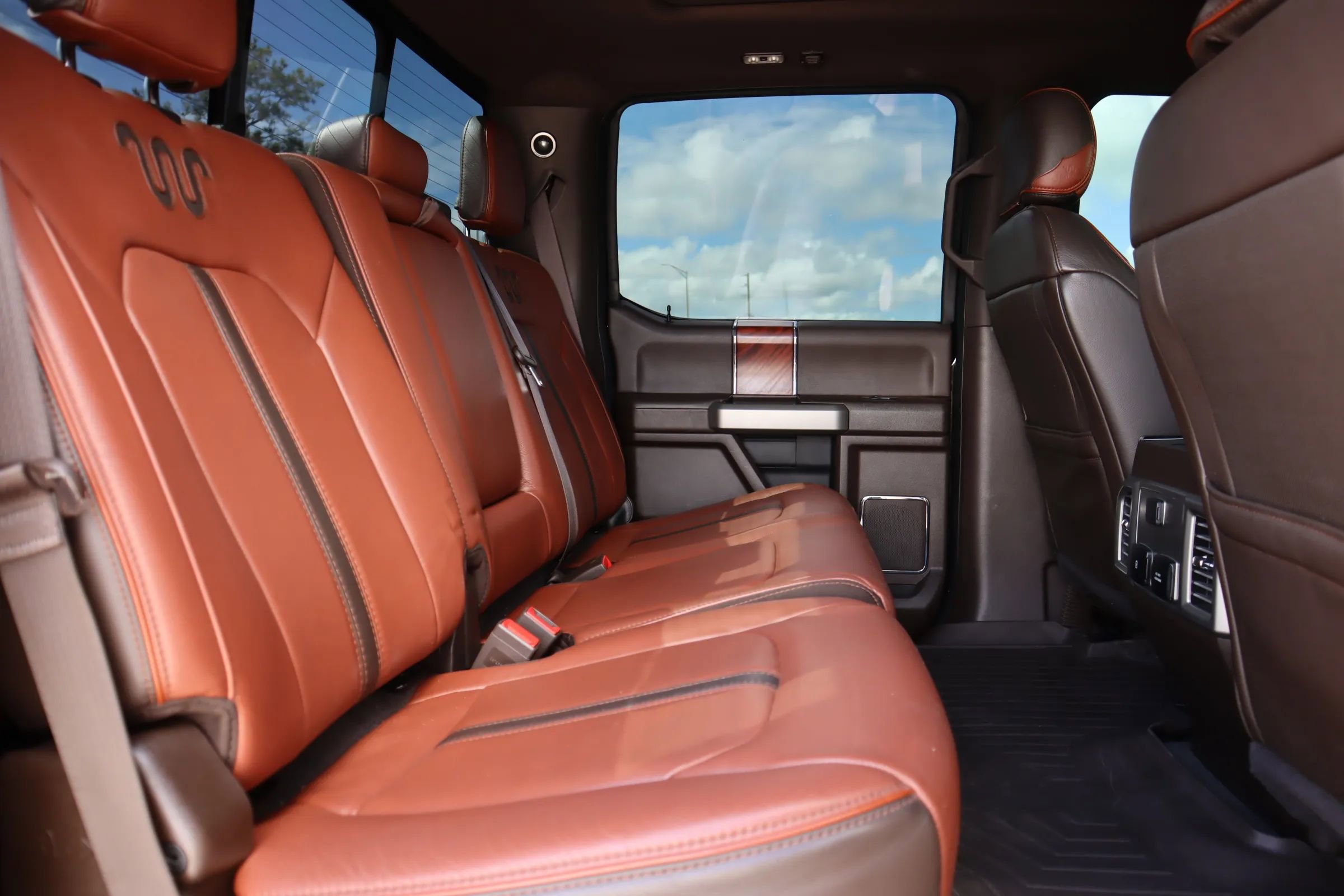 Used 2018 Ford F250 King Ranch w/ King Ranch Ultimate Package image 28