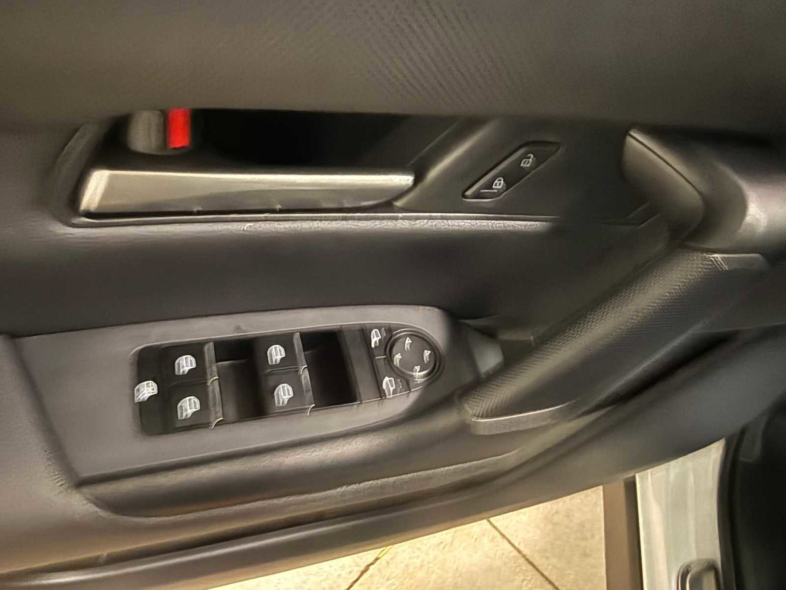 Used 2024 MAZDA CX-50 AWD 2.5 S w/ Accent Package image 21