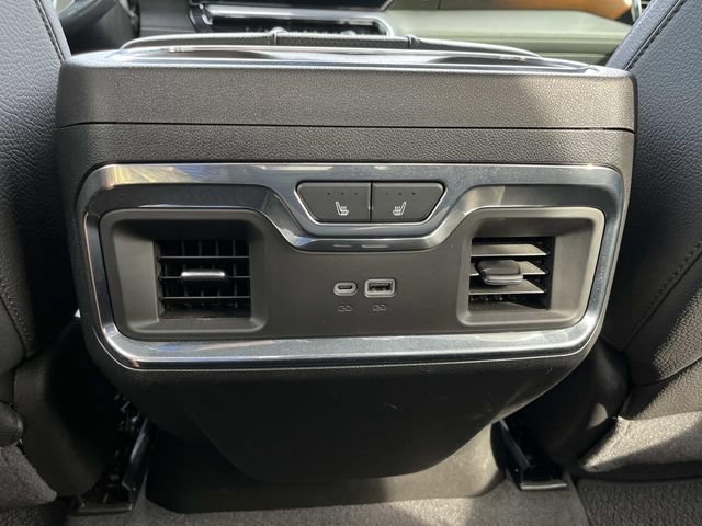 Used 2024 GMC Sierra 1500 Denali AWD/4WD image 18