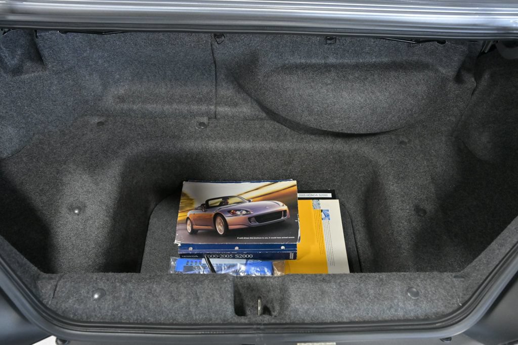 Used 2005 Honda S2000 image 23
