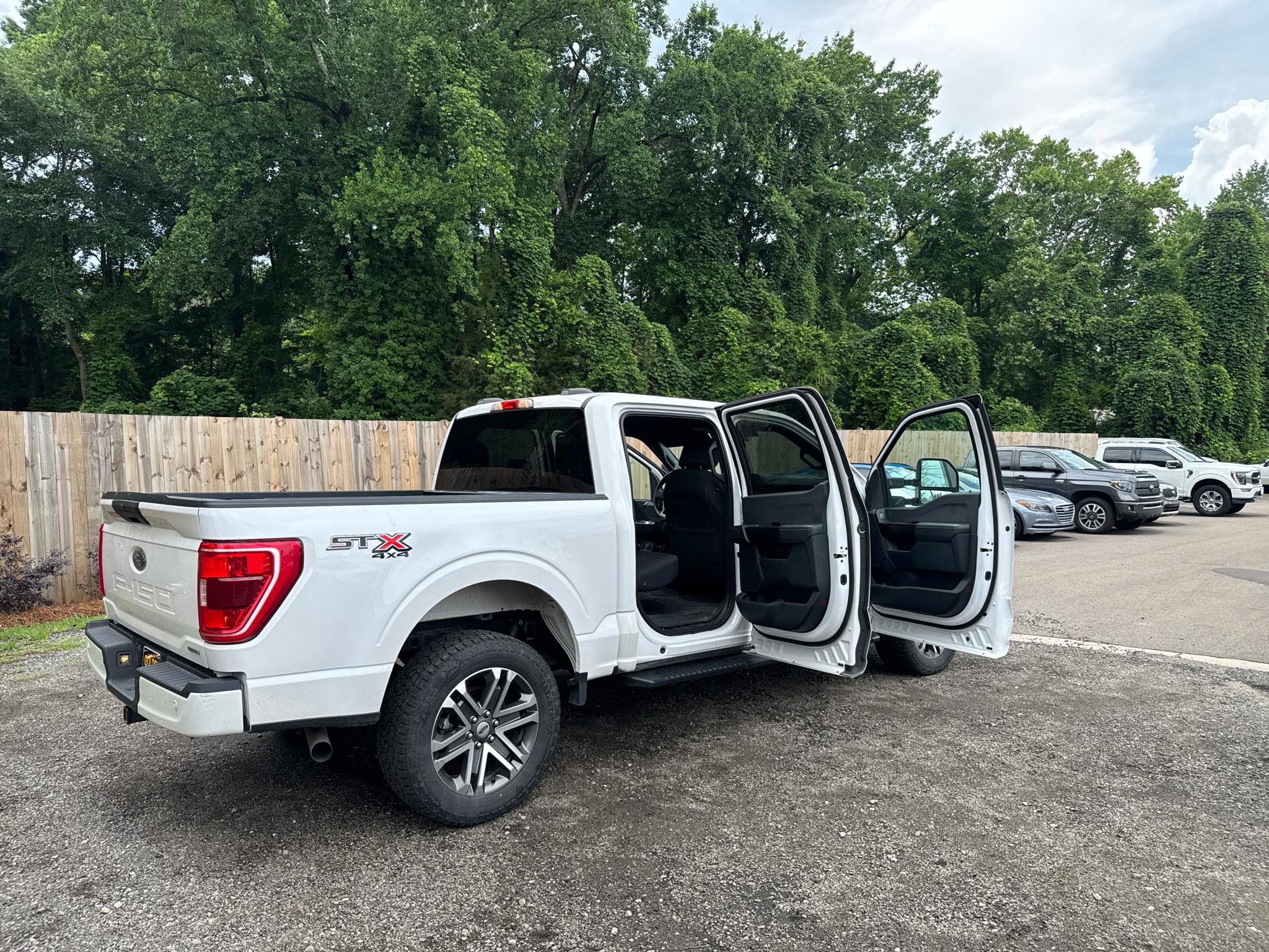Used 2021 Ford F150 XL w/ STX Appearance Package AWD/4WD image 16