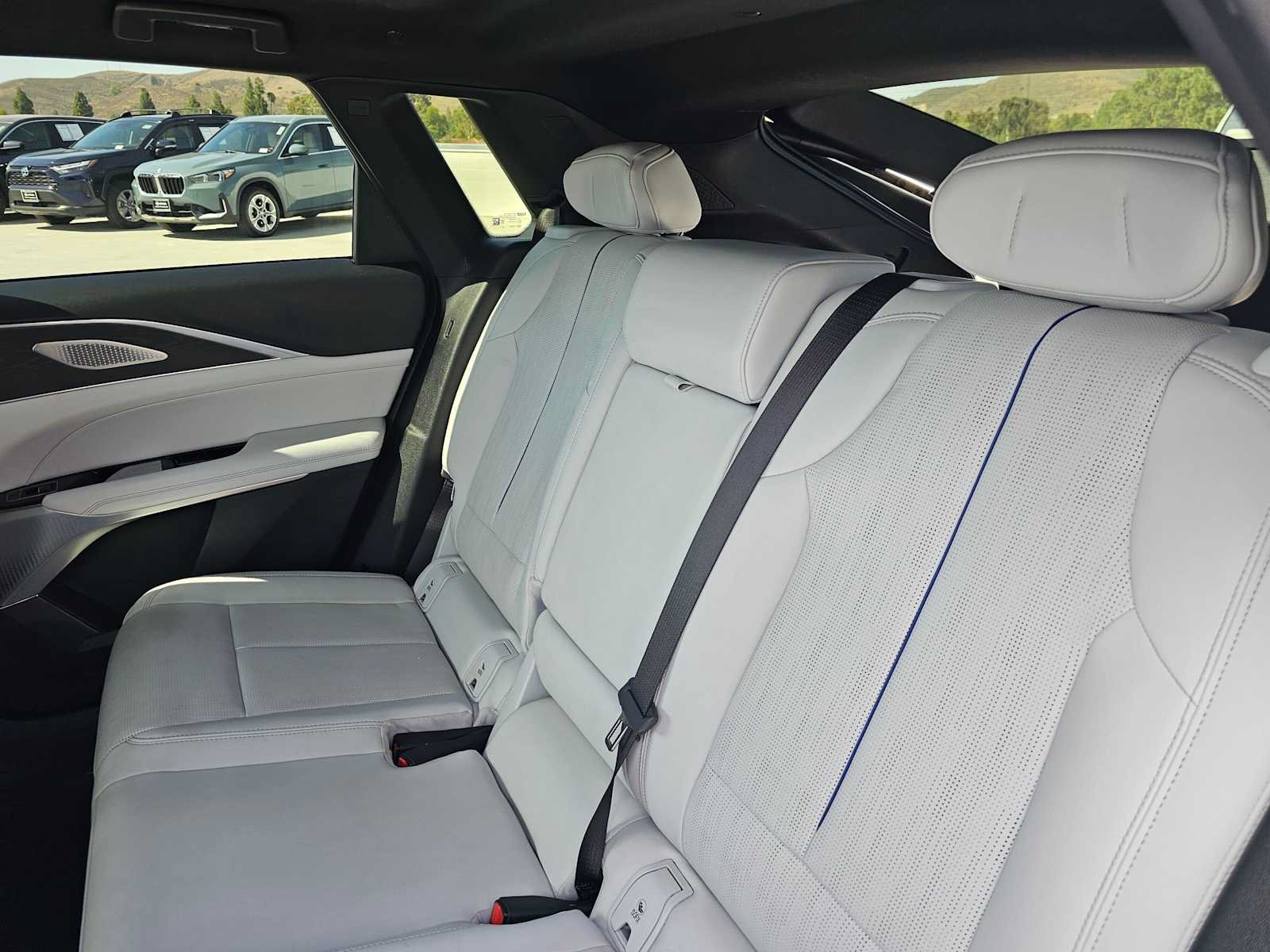 Used 2024 Cadillac Lyriq Sport RWD image 17