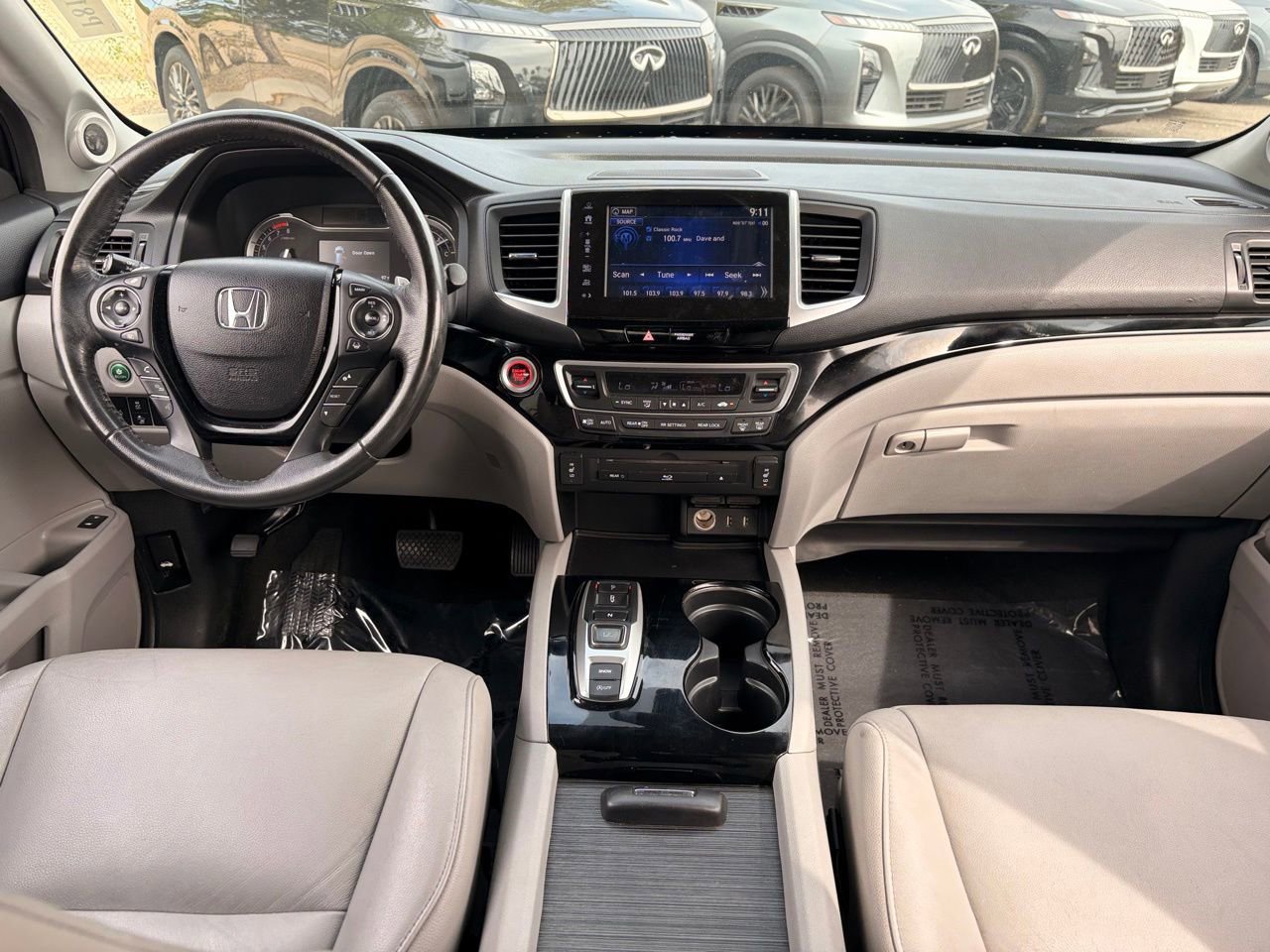 Used 2017 Honda Pilot Touring image 16