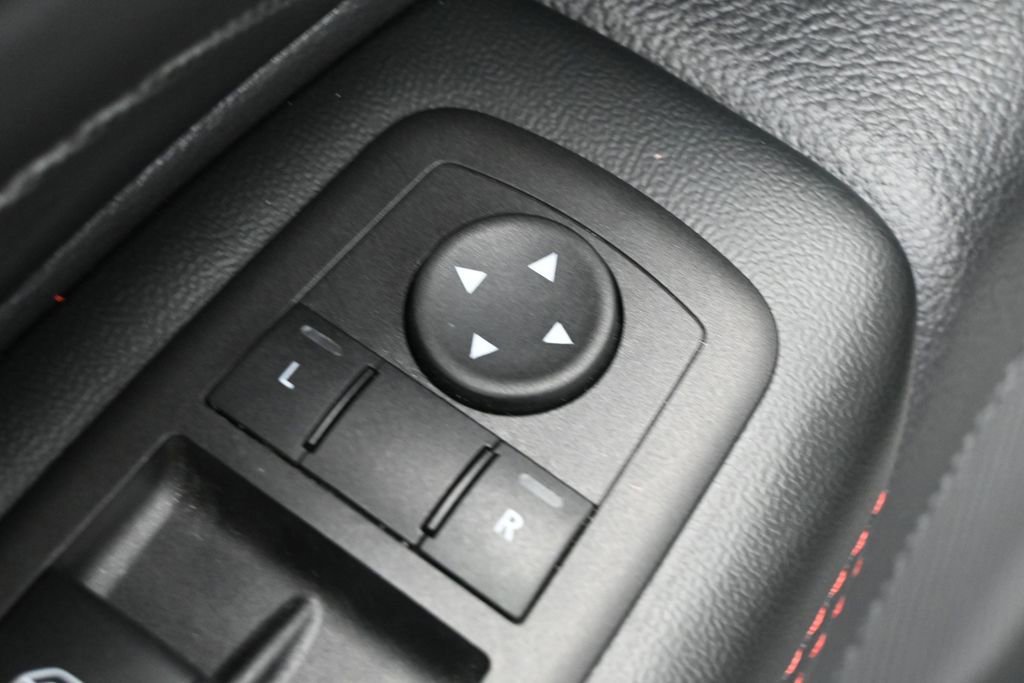 Used 2025 Dodge Durango GT AWD/4WD image 14